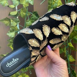 NWOB/Velvet Fickle Charles by Charles David black w/Gold Sequins mule. Size 10